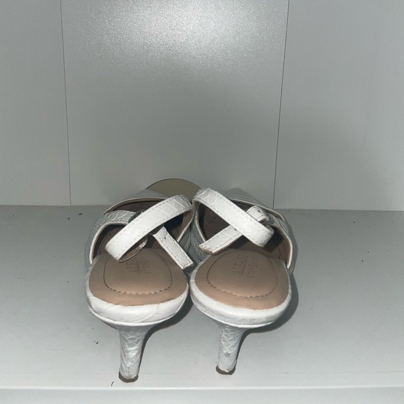 White pointed toe heels slingback heels kitten heels snakeskin heels - Picture 6 of 10